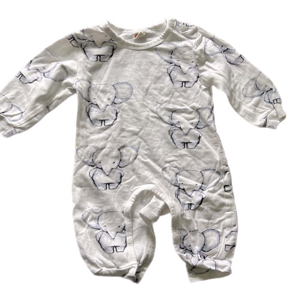 Elephant White One Piece Bodysuit, Size 6-12 Months (70)